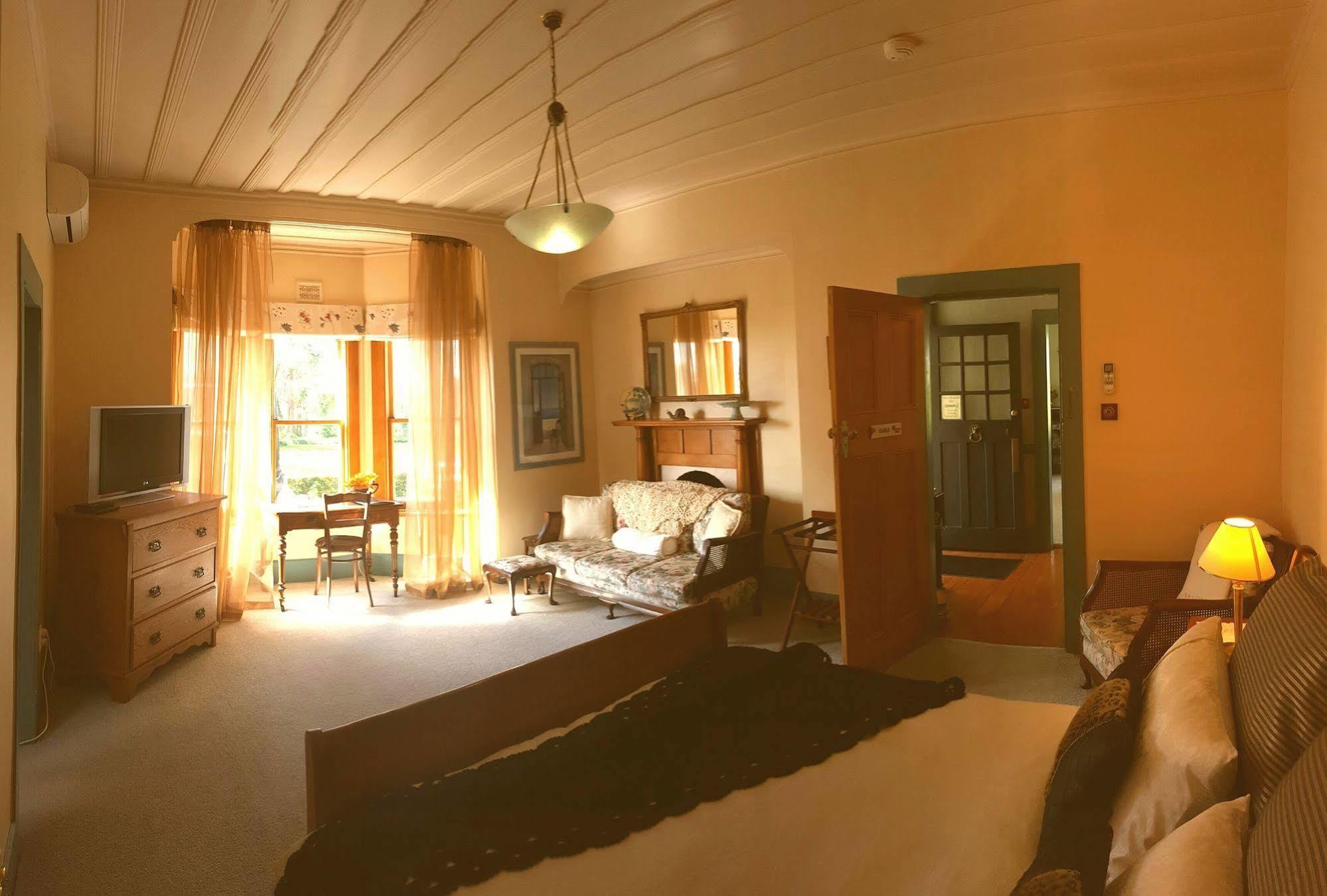 Oak Lane Lodge Hamilton Extérieur photo